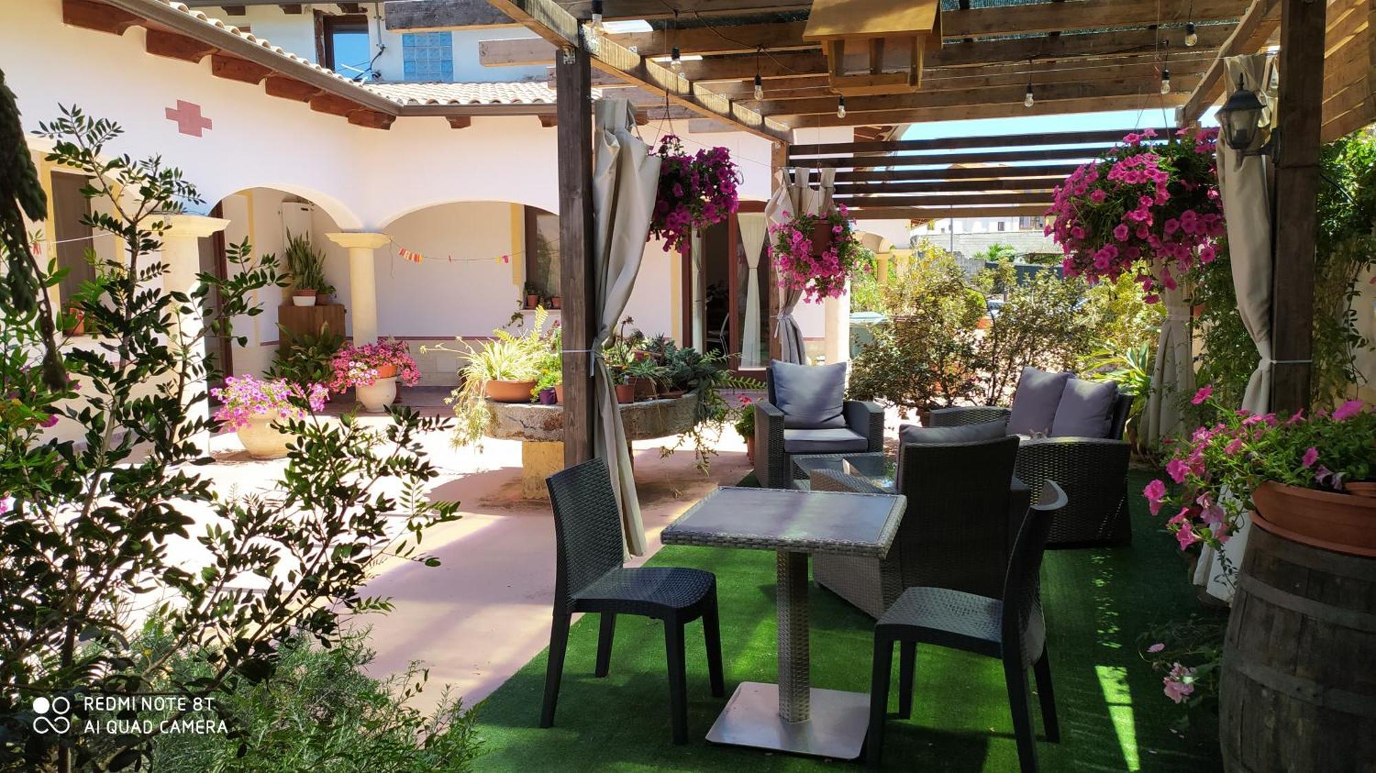 Bed and Breakfast I Giganti à Riola Sardo Extérieur photo