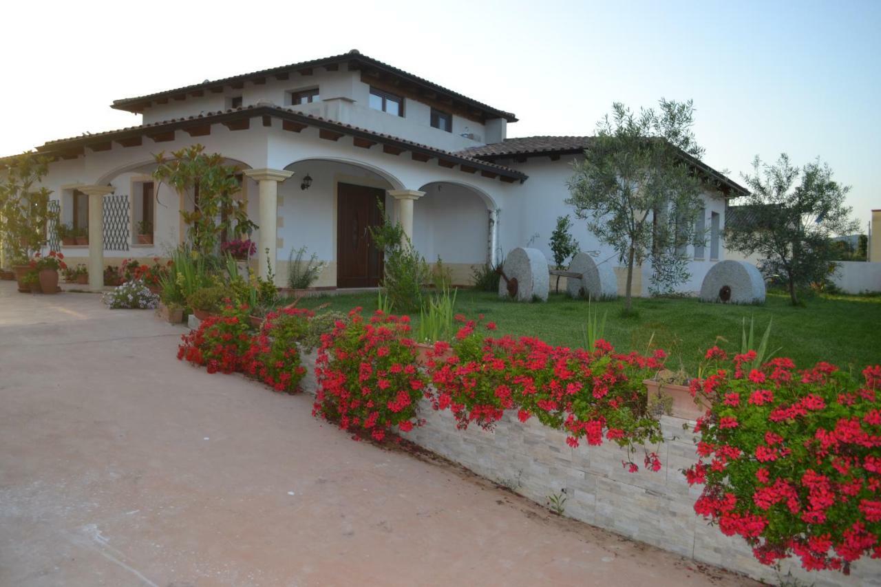 Bed and Breakfast I Giganti à Riola Sardo Extérieur photo